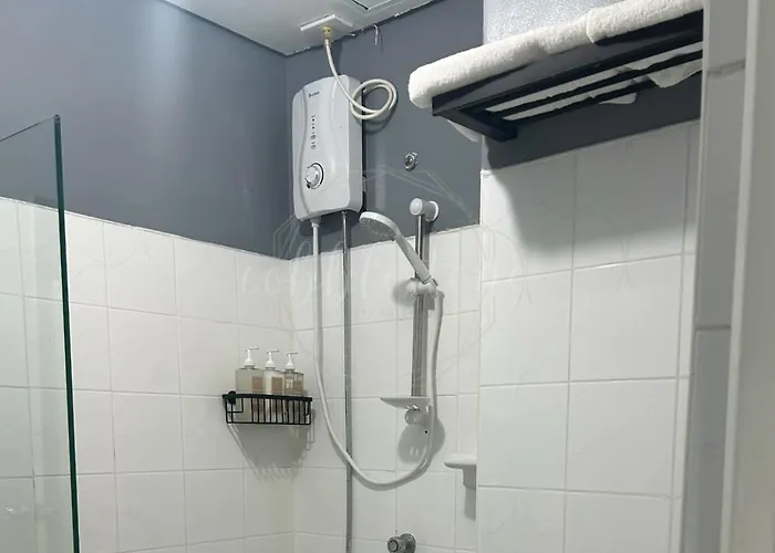 Deluxe One-Bedroom Apartment